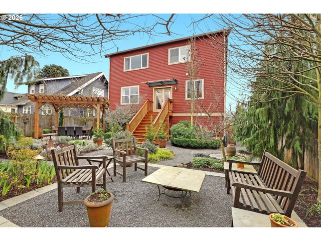 1415 Ne PRESCOTT St, Portland, OR 97211