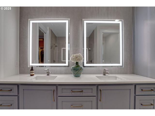 4336 Nw PADDOCK Ln, Camas, WA 98607