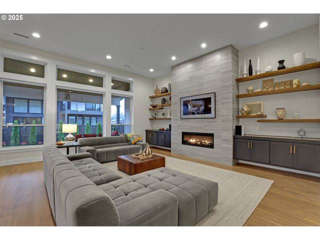 4336 Nw PADDOCK Ln, Camas, WA 98607