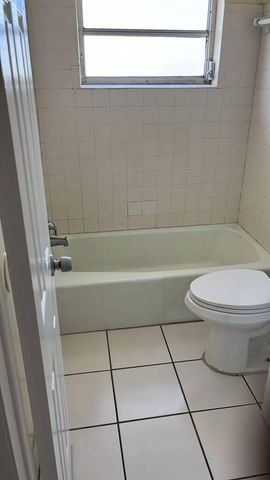 1310 S FEDERAL Highway 30, Lake Worth Beach, FL 33460