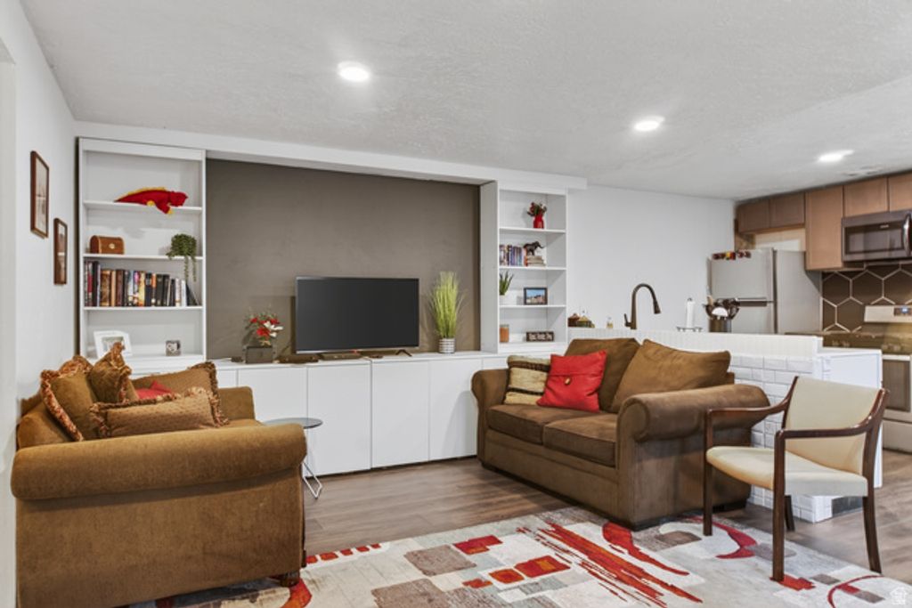 1441 W ARTHUR DR, Provo, UT 84601