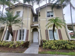 10754 NW 85 TE 7-34, Doral, FL 33178