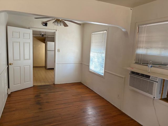 6300 33rd Ave, Sacramento, CA 95824