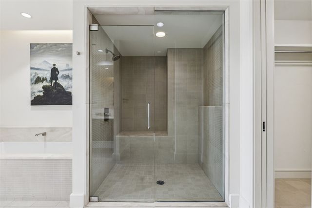 2408 Victory Park Lane 838, Dallas, TX 75219