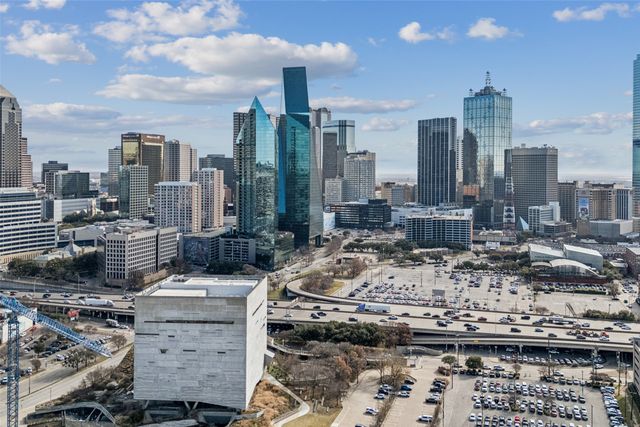 2408 Victory Park Lane 838, Dallas, TX 75219