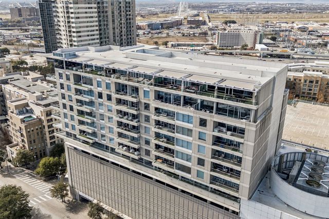 2408 Victory Park Lane 838, Dallas, TX 75219