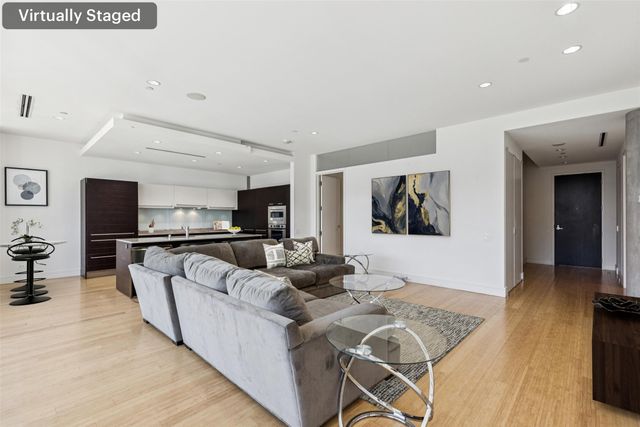 2408 Victory Park Lane 838, Dallas, TX 75219