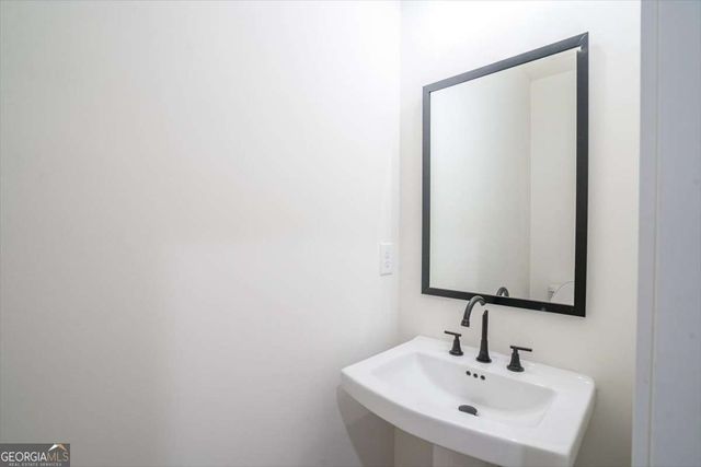 6134 Linwood Drive SE, Covington, GA 30014