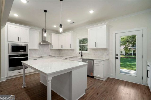 6134 Linwood Drive SE, Covington, GA 30014