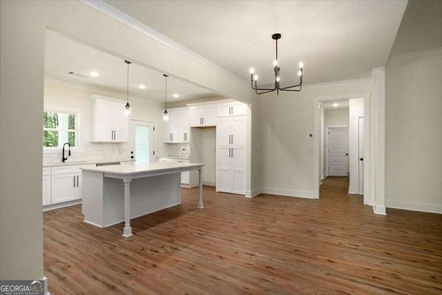 6134 Linwood Drive SE, Covington, GA 30014