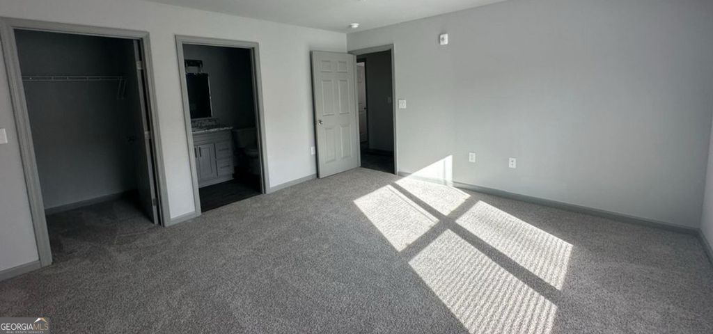 3304 Fairington Village Drive, Lithonia, GA 30038