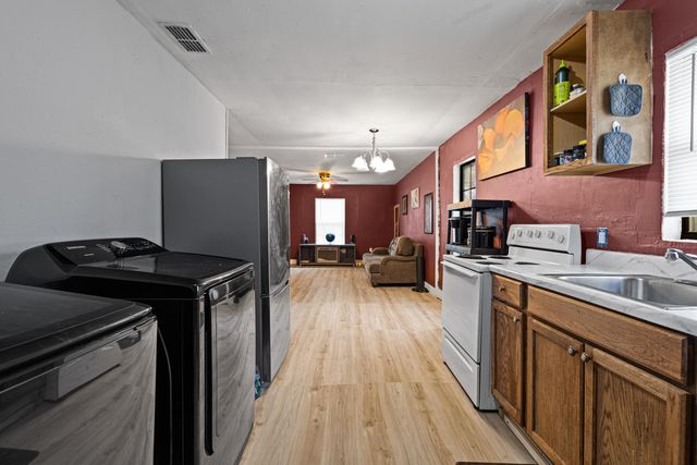 518 Williams St, Longview, TX 75601