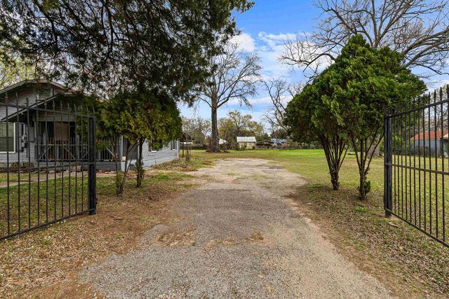 518 Williams St, Longview, TX 75601