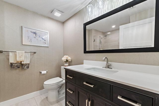 3021 Alcazar Place 103, Palm Beach Gardens, FL 33410