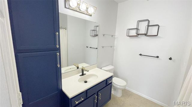 33 Kassebaum Lane 306, Unincorporated, MO 63129