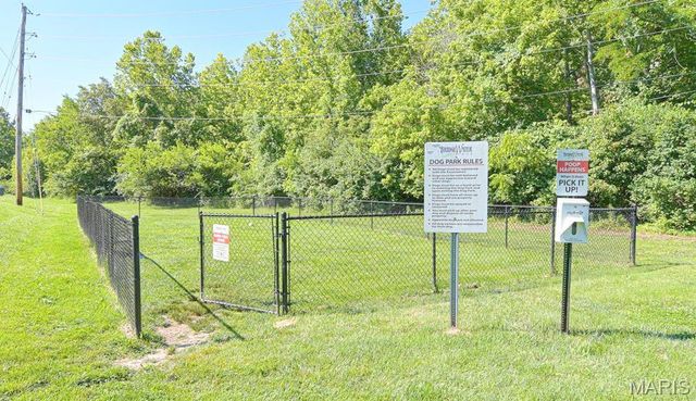 33 Kassebaum Lane 306, Unincorporated, MO 63129