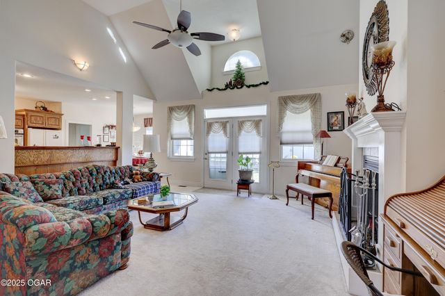 3433 S Alabama Avenue, Joplin, MO 64804