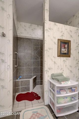 3433 S Alabama Avenue, Joplin, MO 64804