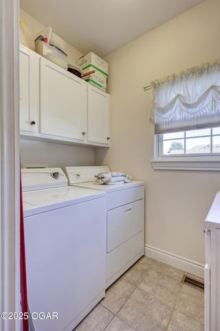 3433 S Alabama Avenue, Joplin, MO 64804