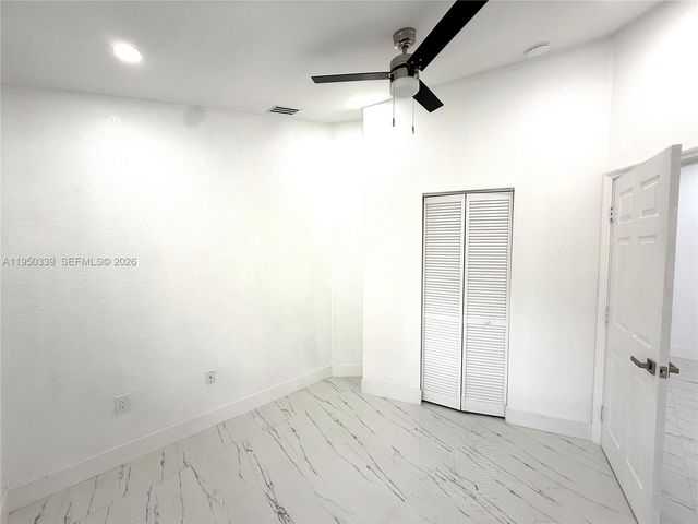 8989 NW 53rd St, Sunrise, FL 33351