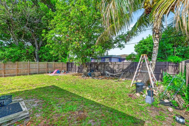 533 NW 17TH Avenue, Fort Lauderdale, FL 33311