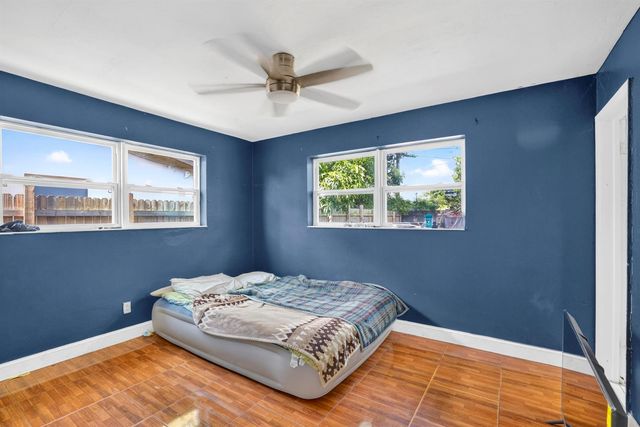 533 NW 17TH Avenue, Fort Lauderdale, FL 33311