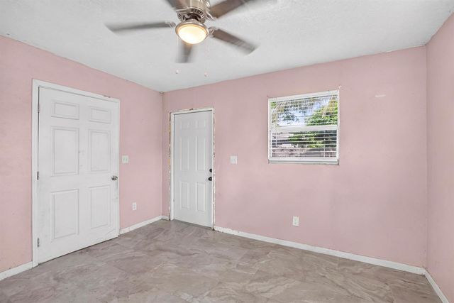 533 NW 17TH Avenue, Fort Lauderdale, FL 33311