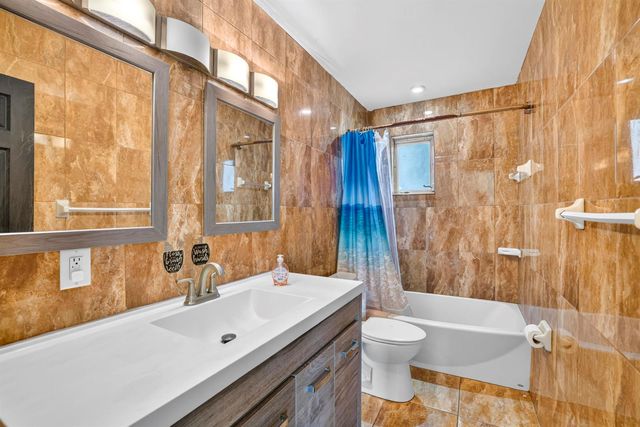 533 NW 17TH Avenue, Fort Lauderdale, FL 33311