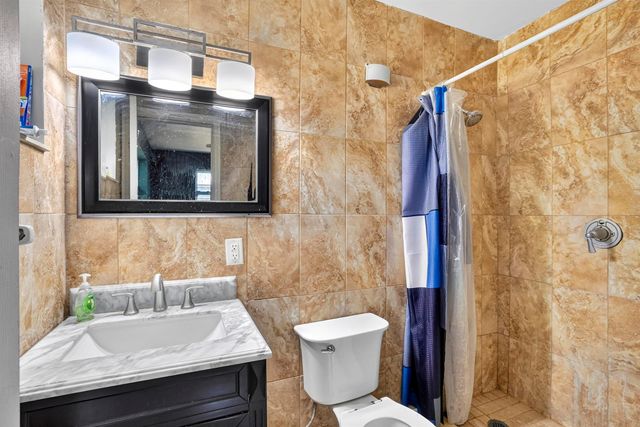 533 NW 17TH Avenue, Fort Lauderdale, FL 33311