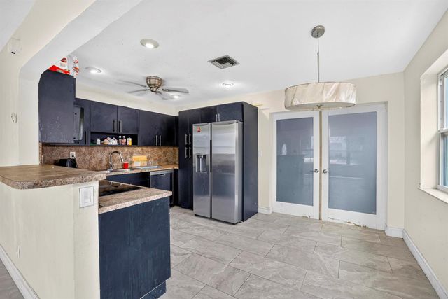 533 NW 17TH Avenue, Fort Lauderdale, FL 33311