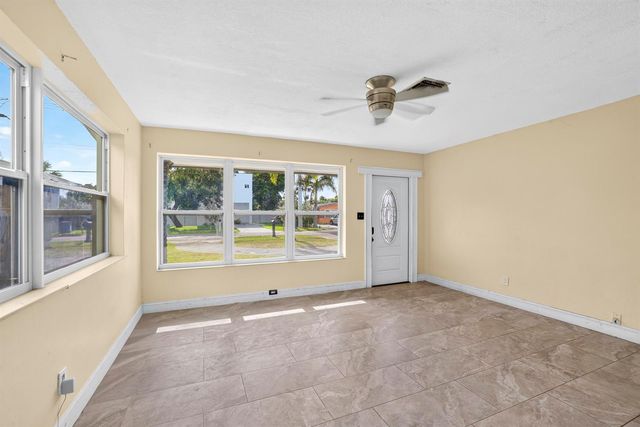 533 NW 17TH Avenue, Fort Lauderdale, FL 33311