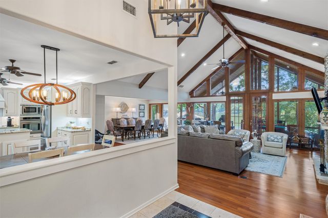 148 Pinewood Cove, Holly Lake Ranch, TX 75765