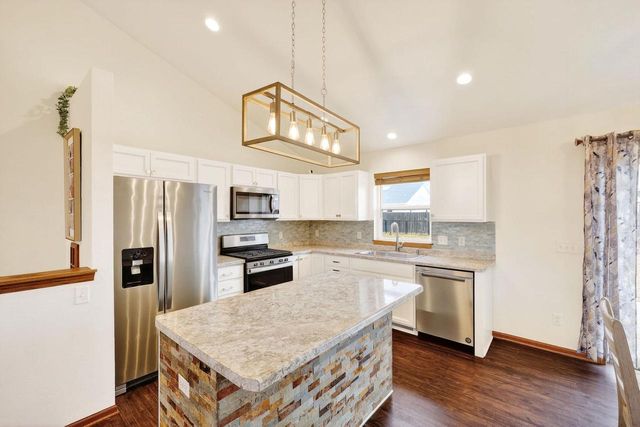 376 S 7th Street, Evansville, WI 53536