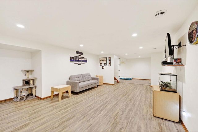 376 S 7th Street, Evansville, WI 53536