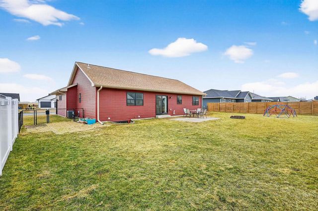 376 S 7th Street, Evansville, WI 53536