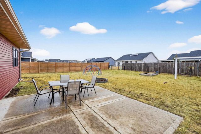 376 S 7th Street, Evansville, WI 53536