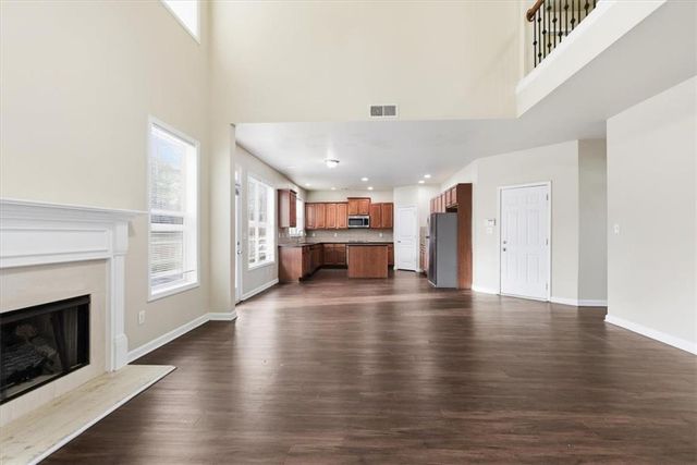 748 York View Drive, Auburn, GA 30011