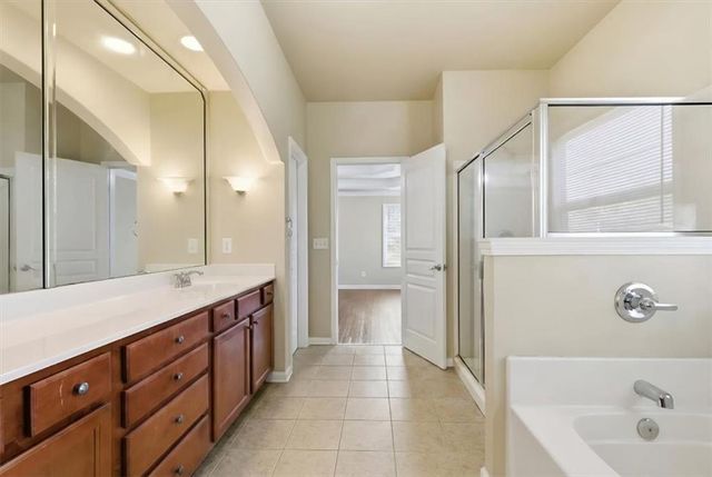 748 York View Drive, Auburn, GA 30011