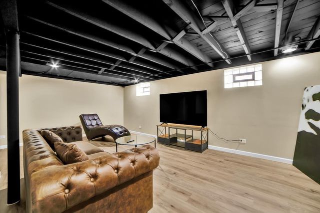 2546 W 115th Street, Chicago, IL 60655