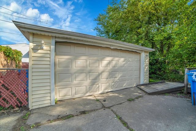 2546 W 115th Street, Chicago, IL 60655