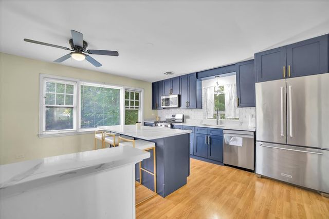 2546 W 115th Street, Chicago, IL 60655