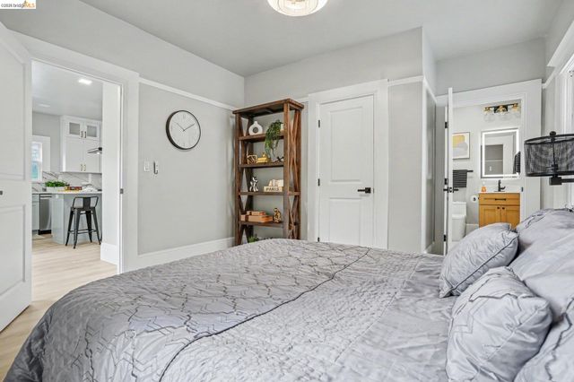 35 Randwick Ave, Oakland, CA 94611