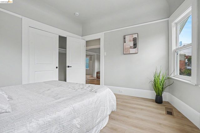 35 Randwick Ave, Oakland, CA 94611