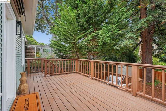 35 Randwick Ave, Oakland, CA 94611