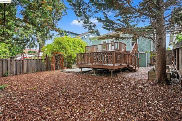 35 Randwick Ave, Oakland, CA 94611