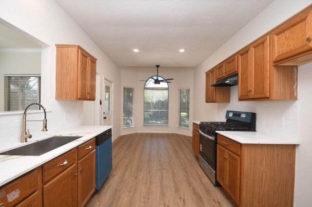 1902 Park Maple Drive, Katy, TX 77450