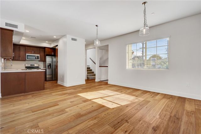 2209 W 237th Street, Torrance, CA 90501