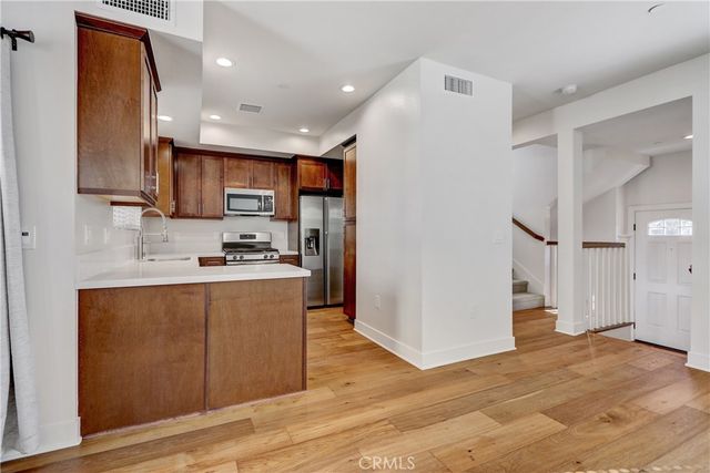 2209 W 237th Street, Torrance, CA 90501