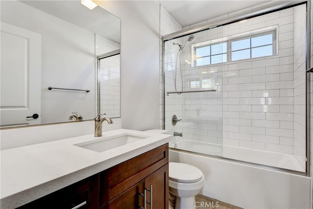 2209 W 237th Street, Torrance, CA 90501