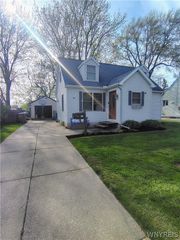 57 Elaine Court, Cheektowaga, NY 14225